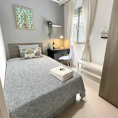 Central Private Bedroom - Comfy&Quiet - Near City Of Arts And Sciences Valencia Bagian luar foto