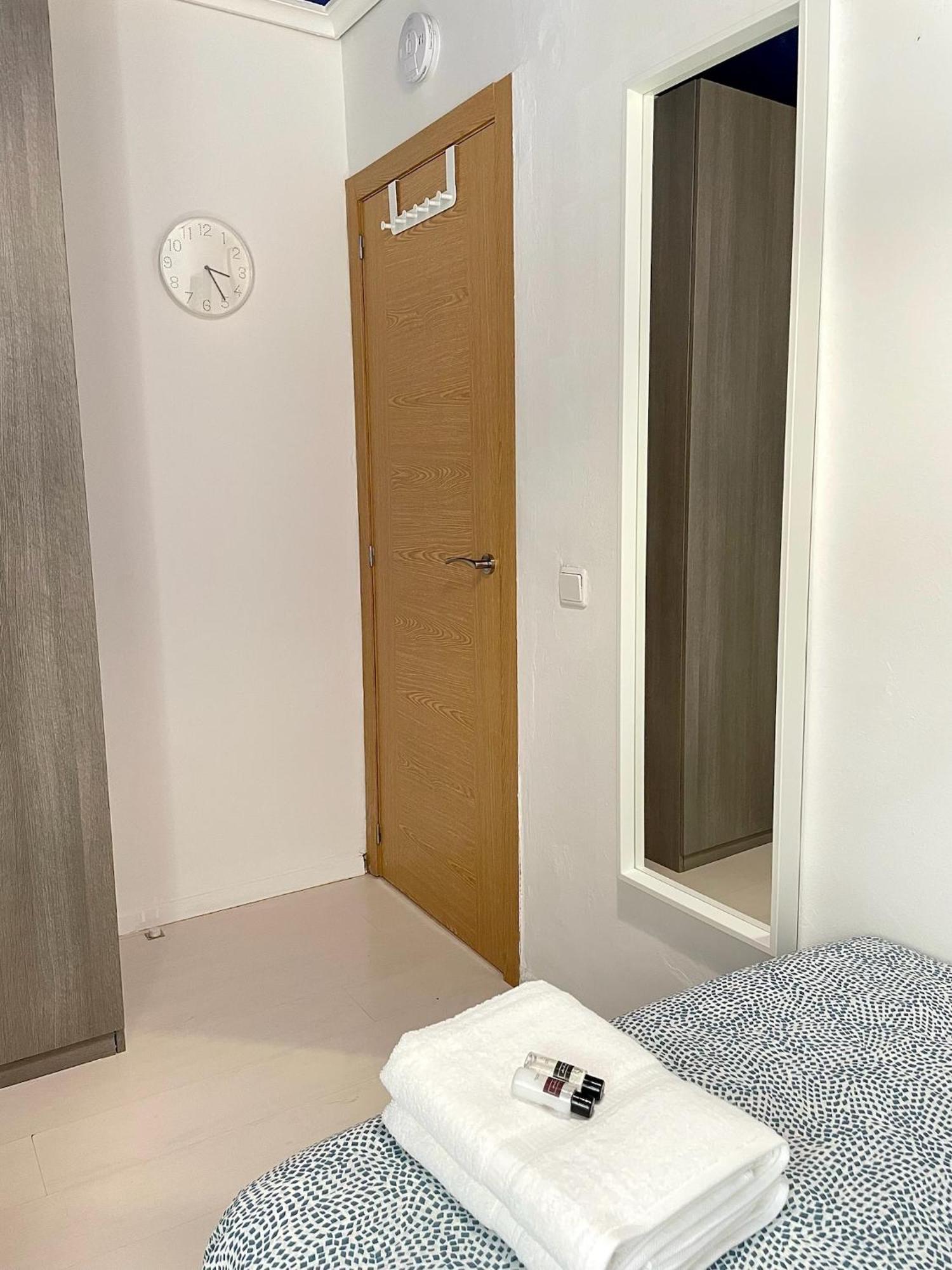 Central Private Bedroom - Comfy&Quiet - Near City Of Arts And Sciences Valencia Bagian luar foto