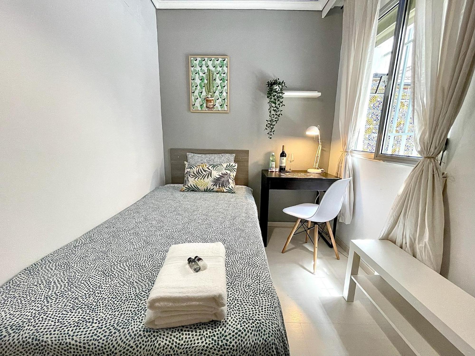 Central Private Bedroom - Comfy&Quiet - Near City Of Arts And Sciences Valencia Bagian luar foto
